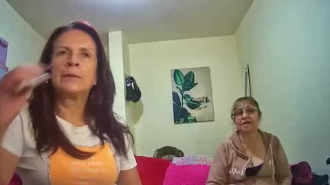 Snapshot of nicoltatiana_ chatting on 01/13/26, 11:32 nicoltatiana_ online show from 01/13/26, 11:32