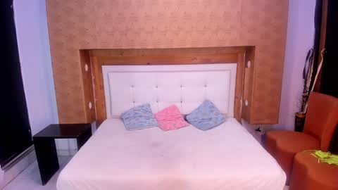 Snapshot of nicolysofi chatting on 12/26/24, 10:59 nicolysofi online show from 12/26/24, 10:59