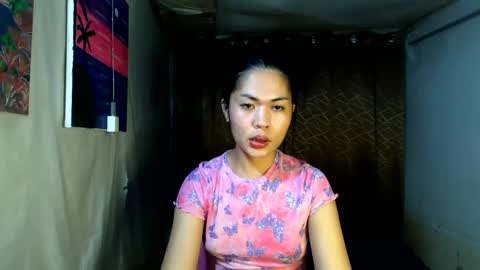 Snapshot of nicsh chatting on 03/08/25, 06:37 Nichole online show from 03/08/25, 06:37