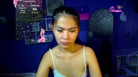 Snapshot of nicsh chatting on 06/19/26, 02:05 Nichole online show from 06/19/26, 02:05