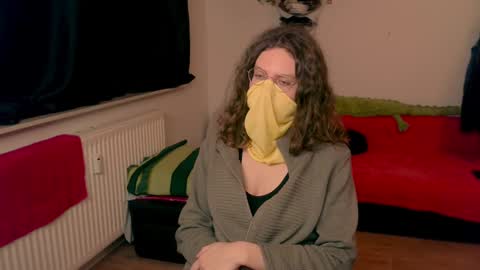 Snapshot of nidonist chatting on 01/05/25, 08:00 nidonist online show from 01/05/25, 08:00