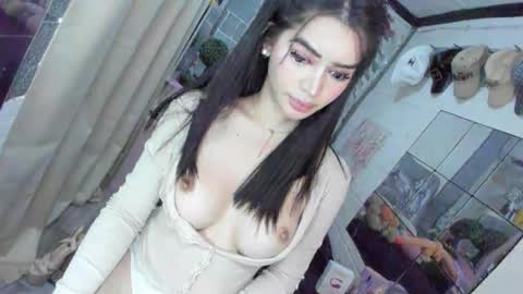 Snapshot of nielly28 chatting on 01/10/25, 02:57 JIAN online show from 01/10/25, 02:57