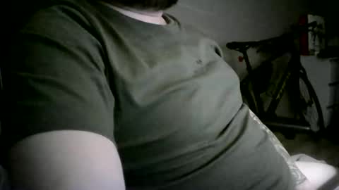 Snapshot of niewidoczny26 chatting on 10/28/25, 02:37 Niewidoczny online show from 10/28/25, 02:37