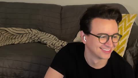 Nigel Hart online show from 12/18/24, 02:42