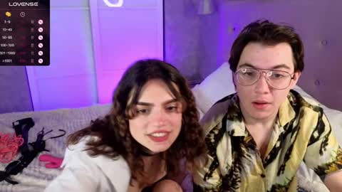 Snapshot of nightfloat chatting on 03/11/25, 11:15 Daisy nd Tyler 3 online show from 03/11/25, 11:15