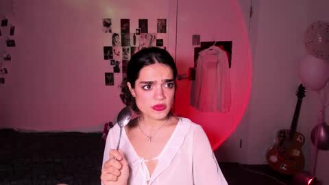 Daisy online show from 11/03/25, 08:43