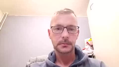 MikeVanDyck online show from 09/30/25, 04:56