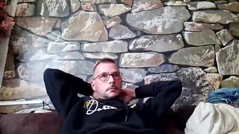 MikeVanDyck online show from 10/01/25, 04:13