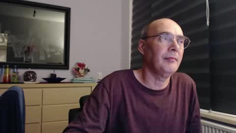 Snapshot of nightkeeper63 chatting on 09/28/25, 12:05 nightkeeper63 online show from 09/28/25, 12:05