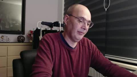 Snapshot of nightkeeper63 chatting on 11/07/25, 10:32 nightkeeper63 online show from 11/07/25, 10:32