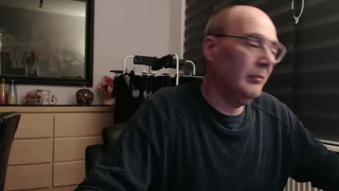 Snapshot of nightkeeper63 chatting on 11/15/25, 01:25 nightkeeper63 online show from 11/15/25, 01:25