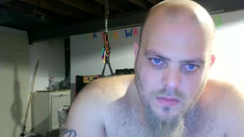 Snapshot of nightlifecouple chatting on 12/18/24, 12:43 nightlifecouple online show from 12/18/24, 12:43