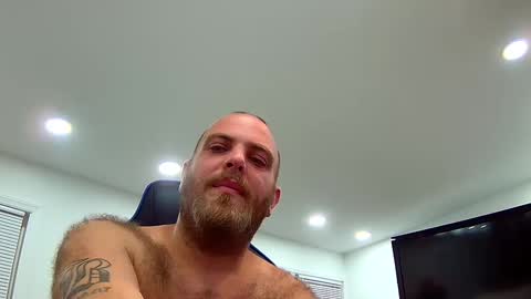 Snapshot of nightlifecouple chatting on 10/04/25, 04:21 nightlifecouple online show from 10/04/25, 04:21