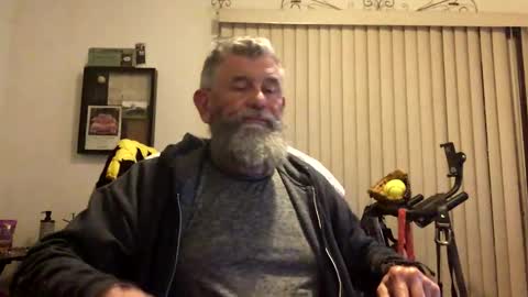 Snapshot of nightmoves1970 chatting on 03/19/26, 03:32 nightmoves1970 online show from 03/19/26, 03:32