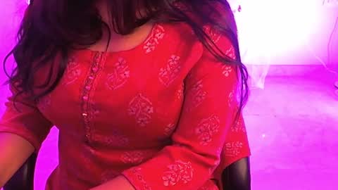 Snapshot of nightqueen107446 chatting on 02/18/25, 11:55 nightqueen107446 online show from 02/18/25, 11:55