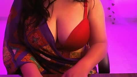 Snapshot of nightqueen107446 chatting on 03/06/25, 11:25 nightqueen107446 online show from 03/06/25, 11:25