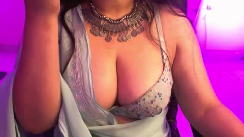 Snapshot of nightqueen107446 chatting on 10/09/25, 02:09 nightqueen107446 online show from 10/09/25, 02:09