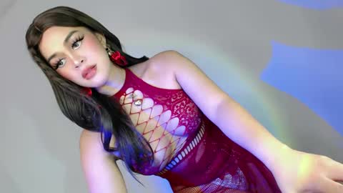 Snapshot of nightwalker28 chatting on 02/16/25, 10:10 Katie online show from 02/16/25, 10:10