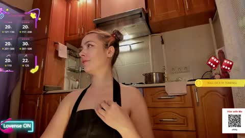 Snapshot of nighty_lana chatting on 04/10/26, 02:22 Lana online show from 04/10/26, 02:22