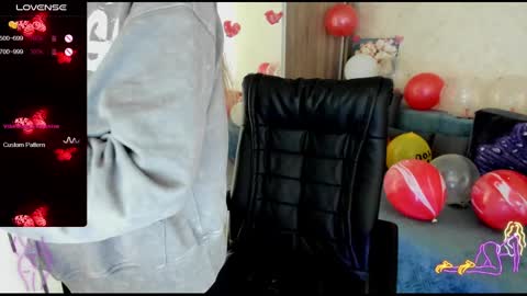 Snapshot of nigo_nika chatting on 02/17/25, 12:48 nigo_nika online show from 02/17/25, 12:48