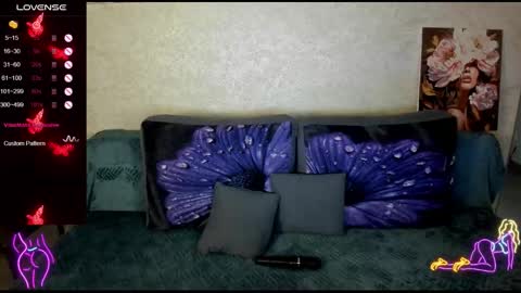 Snapshot of nigo_nika chatting on 11/17/25, 12:11 nigo_nika online show from 11/17/25, 12:11