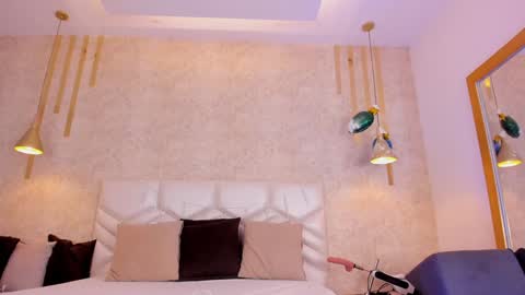 NiiaMoore online show from 12/26/24, 08:21