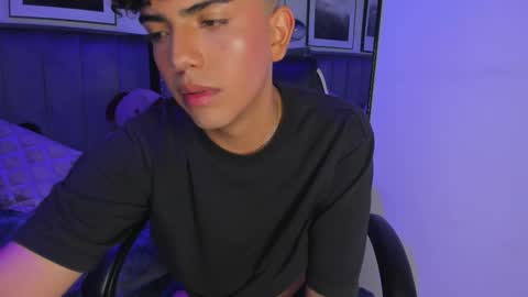 niick_twink online show from 10/31/25, 06:53