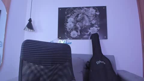 Niick online show from 01/24/25, 02:39