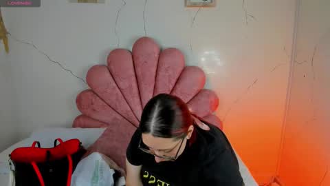 Anni online show from 02/24/26, 04:32