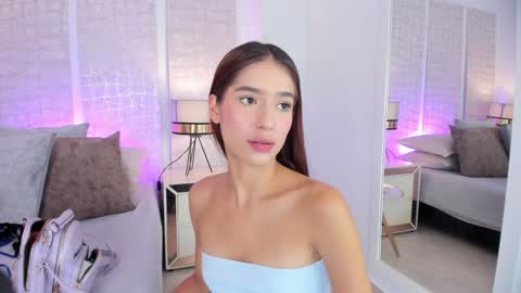 Niicole online show from 01/23/25, 05:10