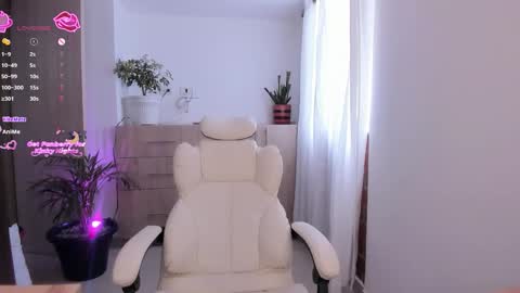 Niicoleta  online show from 03/02/26, 09:21