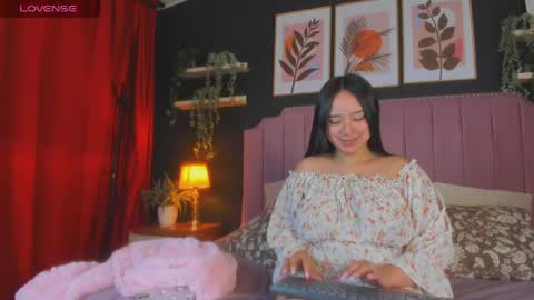 Snapshot of niikkyy_ chatting on 05/11/26, 12:33 Niky online show from 05/11/26, 12:33