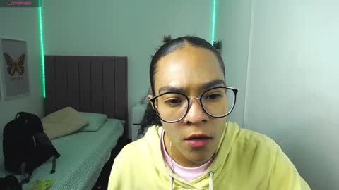 Snapshot of niina_lovee_ chatting on 12/02/24, 01:35 online show from 12/02/24, 01:35