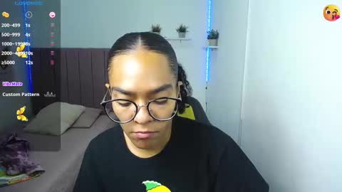 Snapshot of niina_lovee_ chatting on 02/13/25, 03:03 online show from 02/13/25, 03:03