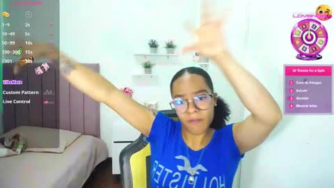Snapshot of niina_lovee_ chatting on 10/01/25, 02:56 online show from 10/01/25, 02:56
