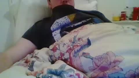 Snapshot of nijinsky11 chatting on 12/14/25, 07:40 Nijinsky11 online show from 12/14/25, 07:40