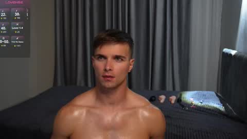 Snapshot of nik_sharp chatting on 10/12/25, 05:12 Nik online show from 10/12/25, 05:12