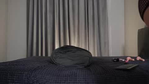 Nik online show from 03/22/26, 04:10