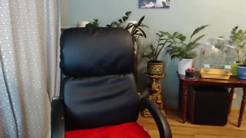 Nika online show from 12/10/24, 03:55