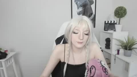 Snapshot of nika_dream1 chatting on 07/09/26, 01:04 Nika online show from 07/09/26, 01:04