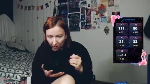 Snapshot of nika_fuchs chatting on 09/14/25, 01:27 Nika online show from 09/14/25, 01:27