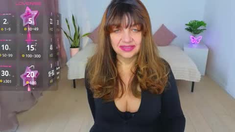 Snapshot of nika_light chatting on 01/11/26, 11:37 Nika light online show from 01/11/26, 11:37