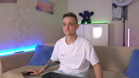 Nika and Niki online show from 03/02/25, 07:12