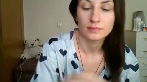 nika_smily online show from 04/18/26, 11:47