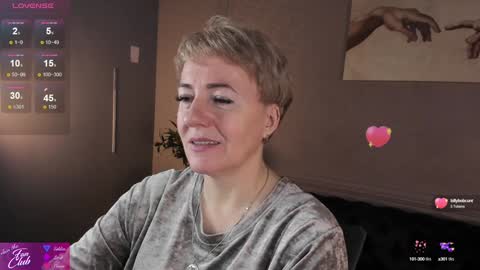 Snapshot of nika_smit chatting on 12/07/24, 05:15 Nika online show from 12/07/24, 05:15