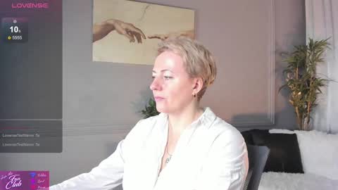 Snapshot of nika_smit chatting on 02/09/25, 05:08 Nika online show from 02/09/25, 05:08