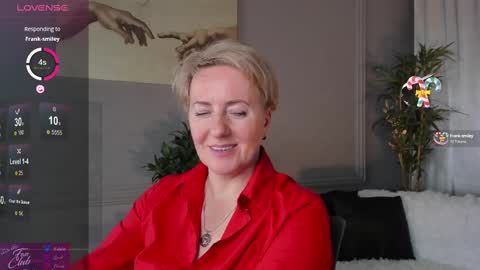 Snapshot of nika_smit chatting on 02/09/25, 02:18 Nika online show from 02/09/25, 02:18