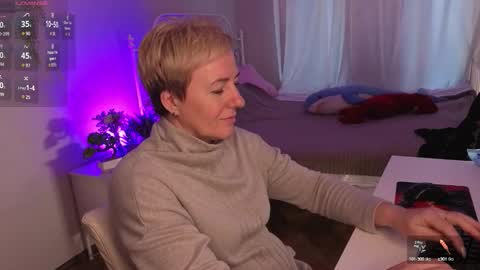 Snapshot of nika_smit chatting on 10/05/25, 05:50 Nika online show from 10/05/25, 05:50