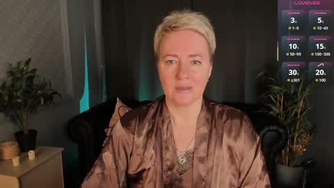 Snapshot of nika_smit chatting on 03/28/26, 05:18 Nika online show from 03/28/26, 05:18