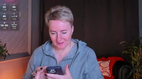 Snapshot of nika_smit chatting on 06/07/26, 05:22 Nika online show from 06/07/26, 05:22